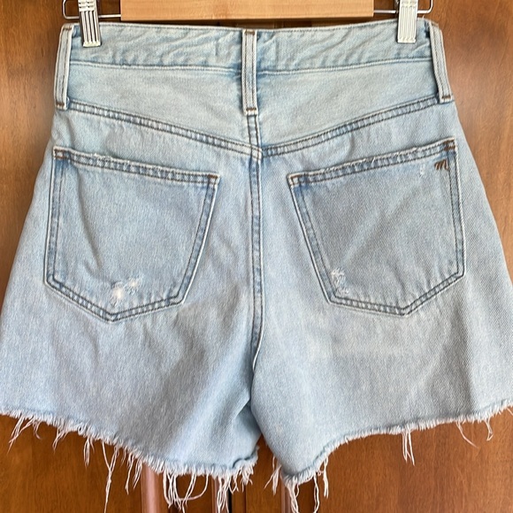 MADEWELL “The Momjean Short” Distressed High Rise Denim Shorts Size 26 EUC! - Picture 2 of 8